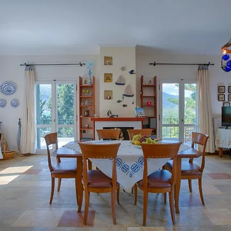 Renovated Liana's